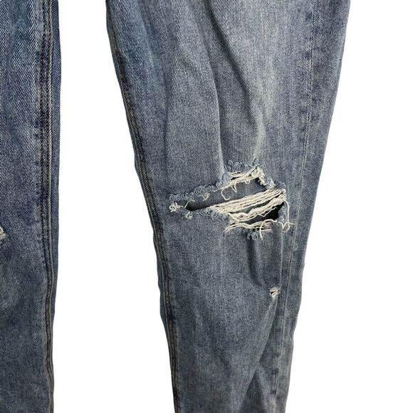 AMERICAN EAGLE MOM JEAN High Rise Waist Distressed Blue Jeans Ripped Holes sz 4 - Picture 3 of 16